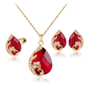 Red and Gold Necklace Set.